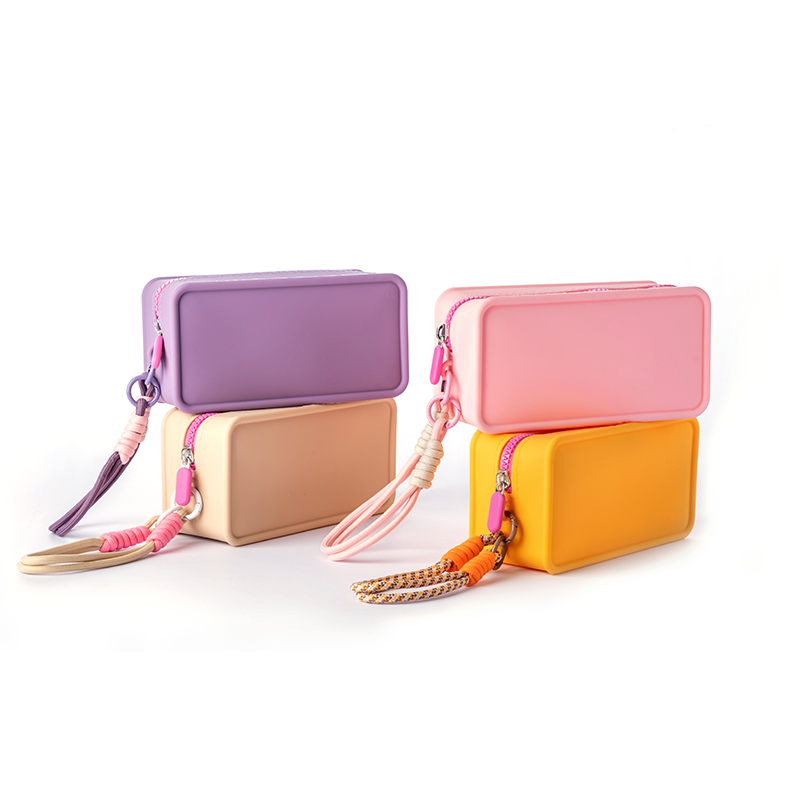 New dopamine color-block silicone handheld makeup bag for women, new portable large-capacity waterproof phone bag, miscellaneous bag