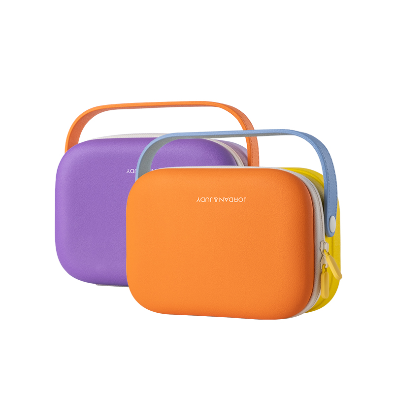 Portable makeup bag with large capacity, compartmentalized design for organizing cosmetics, waterproof and pressure-resistant, portable makeup bag for travel, wash bag